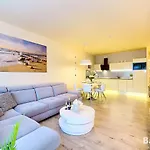 Appartement Balticon Polanki - Sauna, Fitness Inclusive - Basen Latem, Pool Im Sommer Kołobrzeg