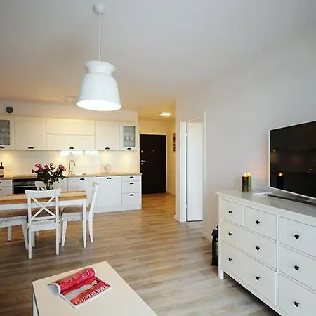 Apartamento Balticon Polanki - Sauna, Fitness Inclusive - Basen Latem, Pool Im Sommer Kołobrzeg