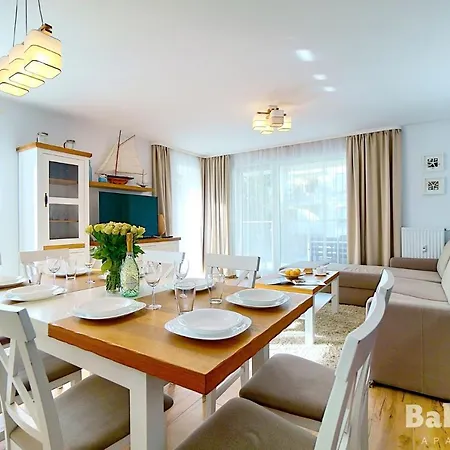 شقة Apartamenty Balticon Polanki - Sauna, Fitness Inclusive - Basen Latem, Pool Im Sommer *