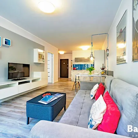 Apartamenty Balticon Polanki - Sauna, Fitness Inclusive - Basen Latem, Pool Im Sommer Kolobrzeg
