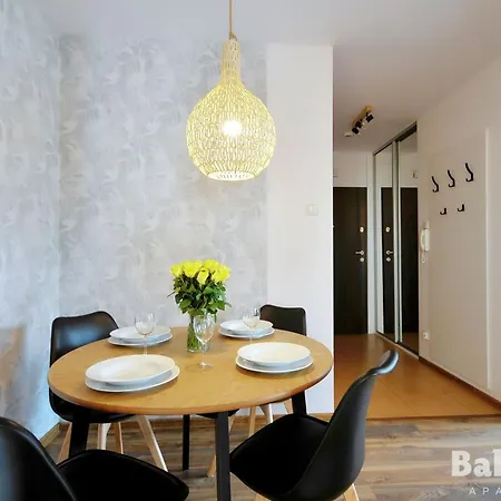 Apartamenty Balticon Polanki - Sauna, Fitness Inclusive - Basen Latem, Pool Im Sommer Apartment