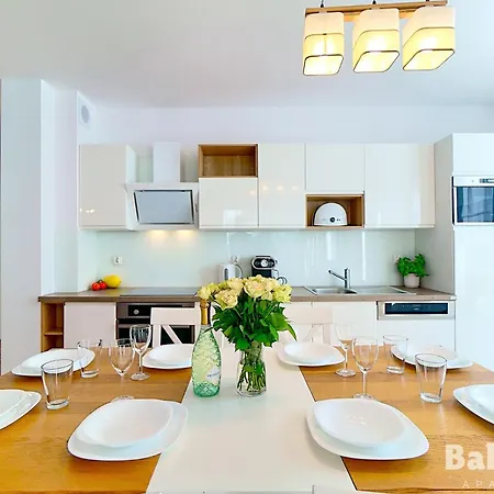 Apartamenty Balticon Polanki - Sauna, Fitness Inclusive - Basen Latem, Pool Im Sommer Apartment *