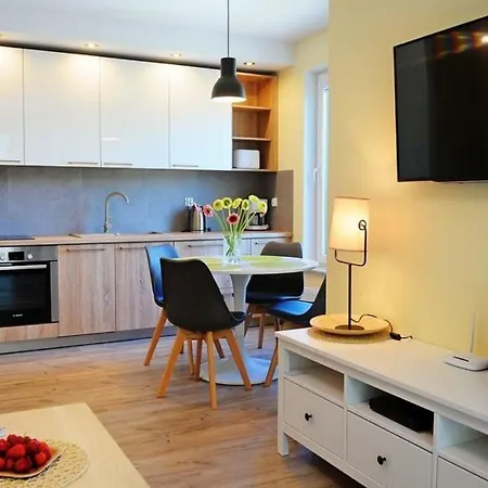 Apartamenty Balticon Polanki - Sauna, Fitness Inclusive - Basen Latem, Pool Im Sommer *