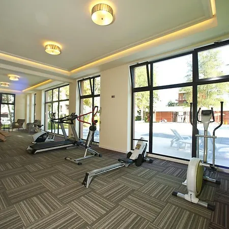 Appartement Balticon Polanki - Sauna, Fitness Inclusive - Basen Latem, Pool Im Sommer