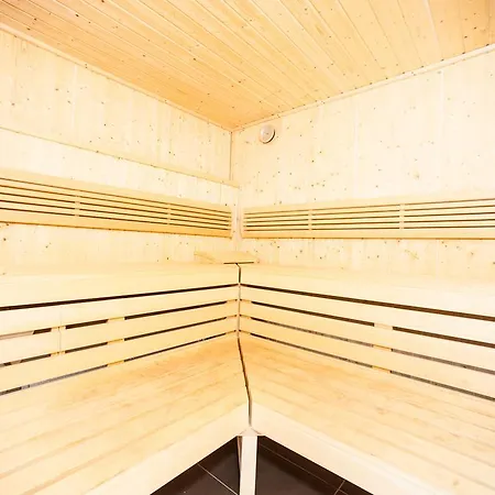 Balticon Polanki - Sauna, Fitness Inclusive - Basen Latem, Pool Im Sommer Kołobrzeg