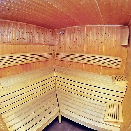 Апартаменты Balticon Polanki - Sauna, Fitness Inclusive - Basen Latem, Pool Im Sommer *