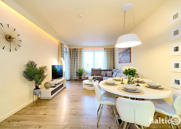 Апартаменты Balticon Polanki - Sauna, Fitness Inclusive - Basen Latem, Pool Im Sommer Колобжег