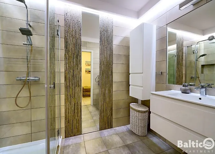 Balticon Polanki - Sauna, Fitness Inclusive - Basen Latem, Pool Im Sommer * Колобжег